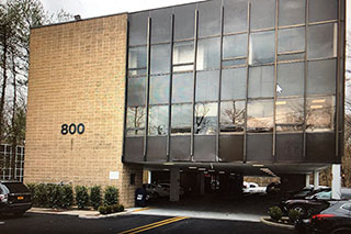 Podiatrist, Foot Doctor in the Queens County, NY: Ozone Park (Forrest Hills, Howard Beach, Jamaica, East New York, Hollis, Laurelton, Flushing, Elmhurst, Elmont, Bushwick, Williamsburg) and Nassau County, NY: Manhasset (Great Neck, Garden City, Mineola, Westbury, Roslyn, Jericho, Hempstead, Hicksville, Glen Cove, East Meadow) areas