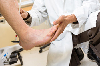 Podiatrist, Foot doctor in the Queens County, NY: Ozone Park (Forrest Hills, Howard Beach, Jamaica, East New York, Hollis, Laurelton, Flushing, Elmhurst, Elmont, Bushwick, Williamsburg) and Nassau County, NY: Manhasset (Great Neck, Garden City, Mineola, Westbury, Roslyn, Jericho, Hempstead, Hicksville, Glen Cove, East Meadow) areas